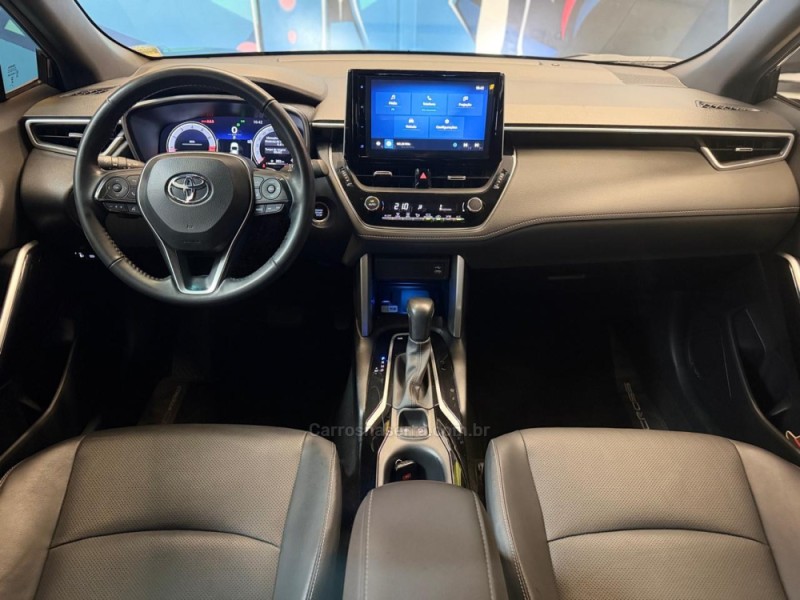 COROLLA 2.0 CROSS XRE 16V FLEX 4P AUTOMÁTICO - 2025 - NOVO HAMBURGO