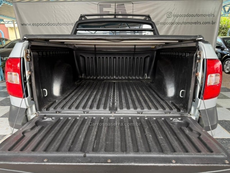 SAVEIRO 1.6 MI TREND CE 8V FLEX 2P MANUAL G.V - 2013 - NOVA PRATA