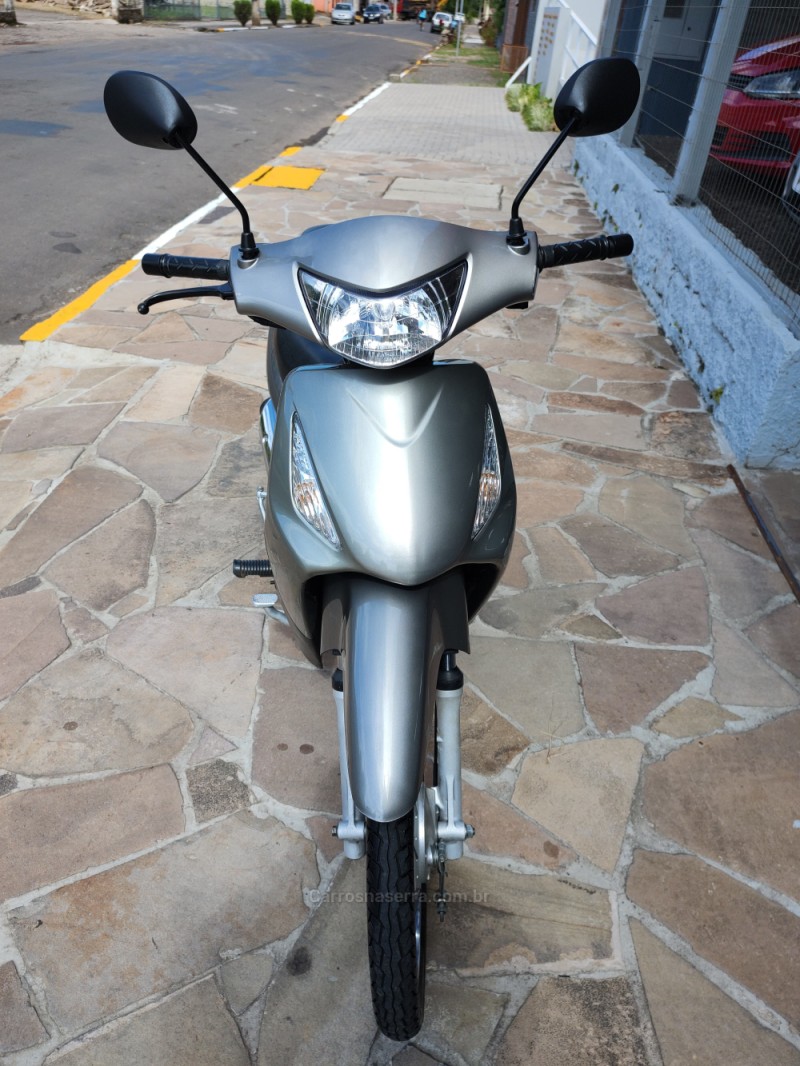 BIZ 125 ES - 2008 - TRêS COROAS