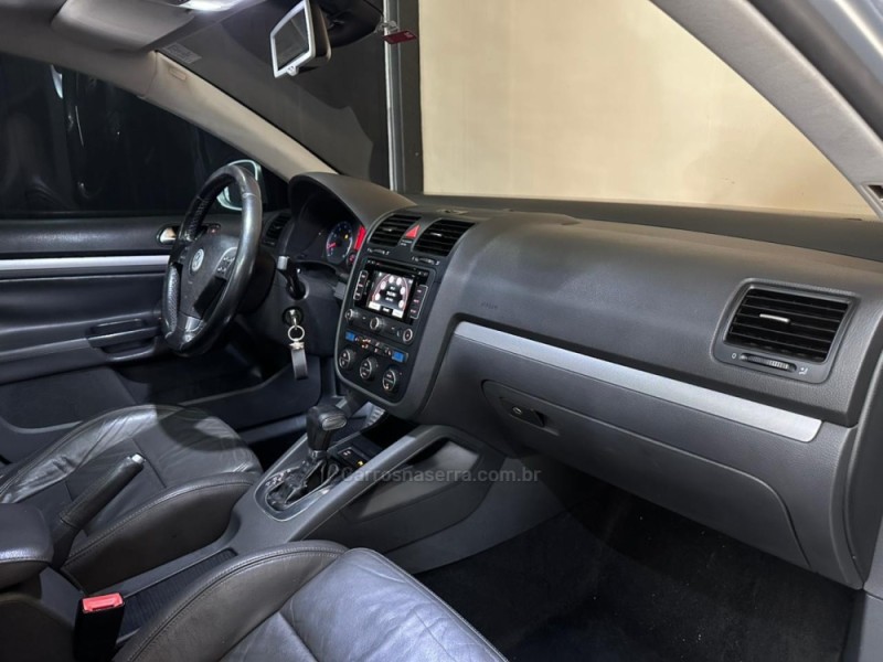 JETTA 2.5 I VARIANT 20V 170CV GASOLINA 4P TIPTRONIC - 2009 - NOVO HAMBURGO
