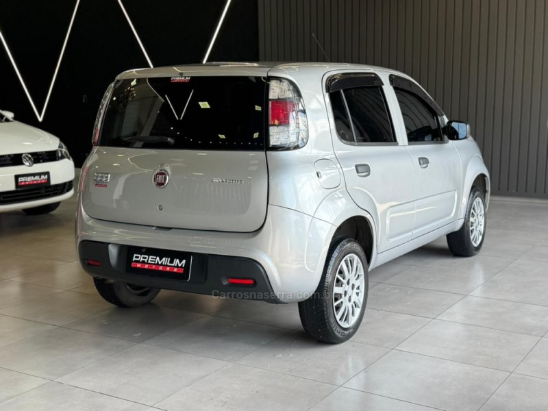 UNO 1.0 VIVACE 8V FLEX 4P MANUAL - 2016 - DOIS IRMãOS