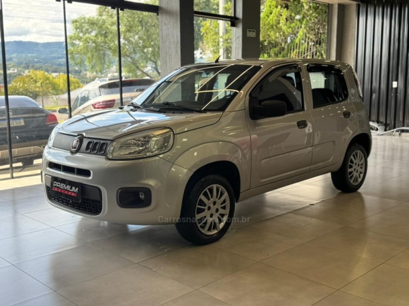 UNO 1.0 VIVACE 8V FLEX 4P MANUAL - 2016 - DOIS IRMãOS