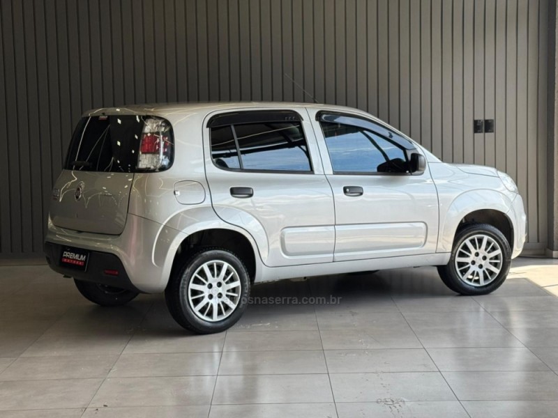 UNO 1.0 VIVACE 8V FLEX 4P MANUAL - 2016 - DOIS IRMãOS