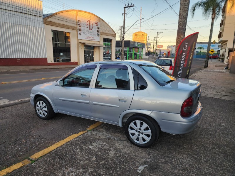 CORSA 1.0 MPFI CLASSIC 8V GASOLINA 4P MANUAL - 2004 - VACARIA