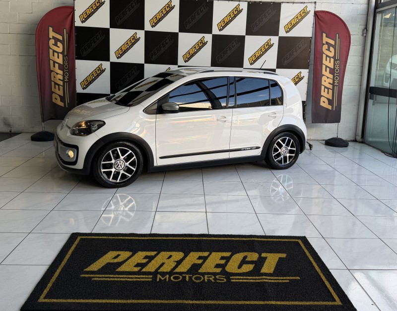 UP 1.0 TSI CROSS 12V FLEX 4P MANUAL