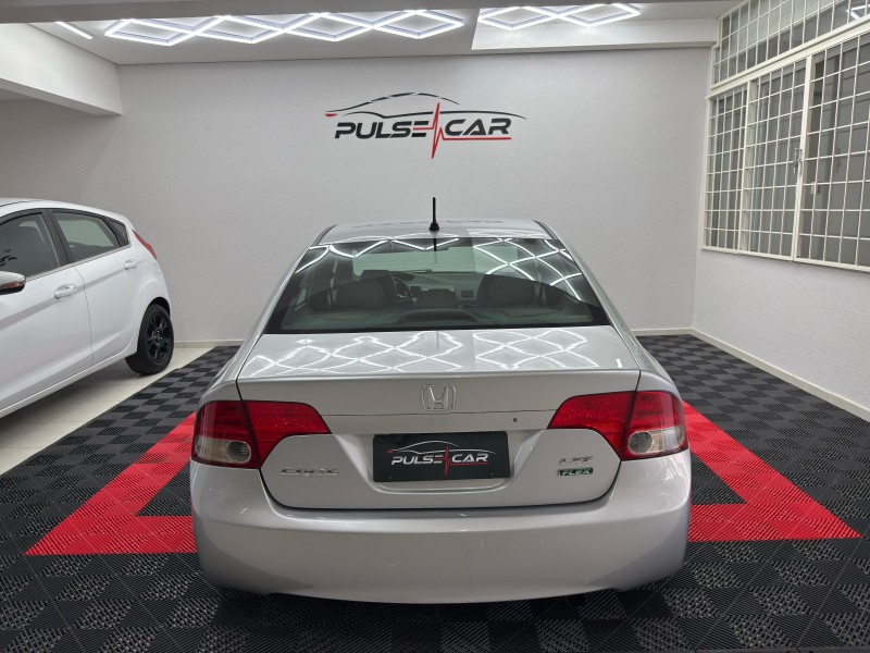 CIVIC 1.8 LXS 16V FLEX 4P AUTOMÁTICO - 2007 - CAXIAS DO SUL