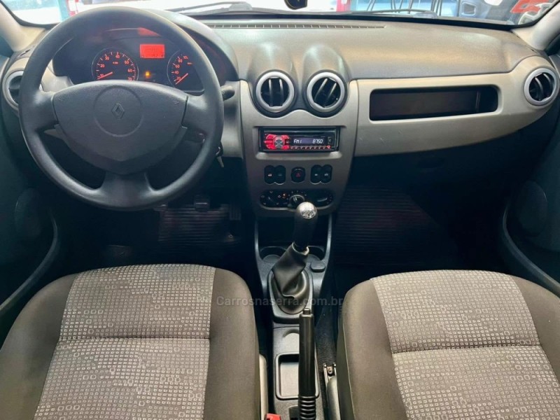 SANDERO 1.0 EXPRESSION 16V FLEX 4P MANUAL - 2011 - ESTâNCIA VELHA