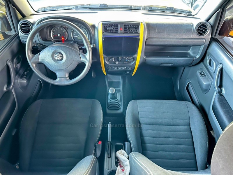 JIMNY 1.3 4ALL 4X4 16V GASOLINA 2P MANUAL - 2017 - TRêS COROAS