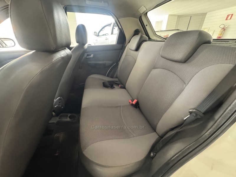 PALIO 1.4 MPI ELX 8V FLEX 4P MANUAL - 2006 - FLORES DA CUNHA