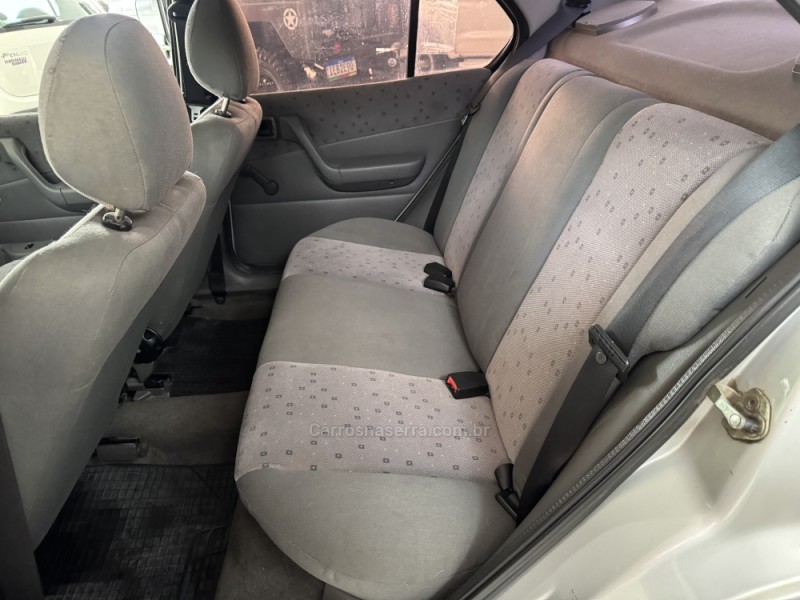 FIESTA 1.0 MPI STREET SEDAN 8V GASOLINA 4P MANUAL - 2002 - FLORES DA CUNHA