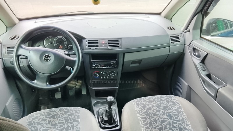 MERIVA 1.8 MPFI 8V GASOLINA 4P MANUAL - 2003 - CAXIAS DO SUL