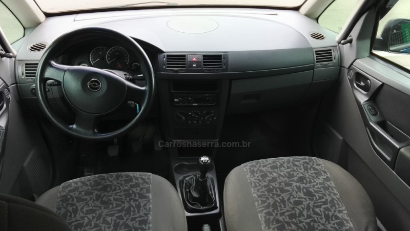 MERIVA 1.8 MPFI 8V GASOLINA 4P MANUAL - 2003 - CAXIAS DO SUL