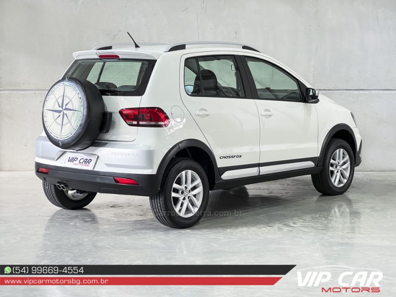 CROSSFOX 1.6 MSI FLEX 16V 4P MANUAL - 2016 - FARROUPILHA