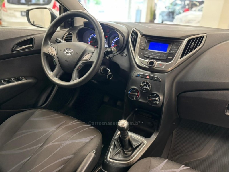 HB20 1.0 COMFORT PLUS 12V TURBO FLEX 4P MANUAL - 2015 - CARLOS BARBOSA