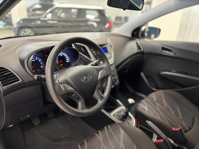 HB20 1.0 COMFORT PLUS 12V TURBO FLEX 4P MANUAL - 2015 - CARLOS BARBOSA