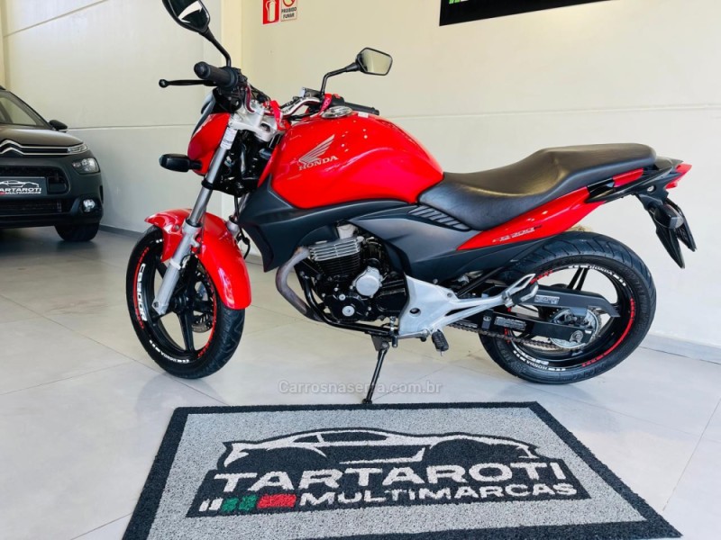 CB 300R ABS - 2011 - CAXIAS DO SUL