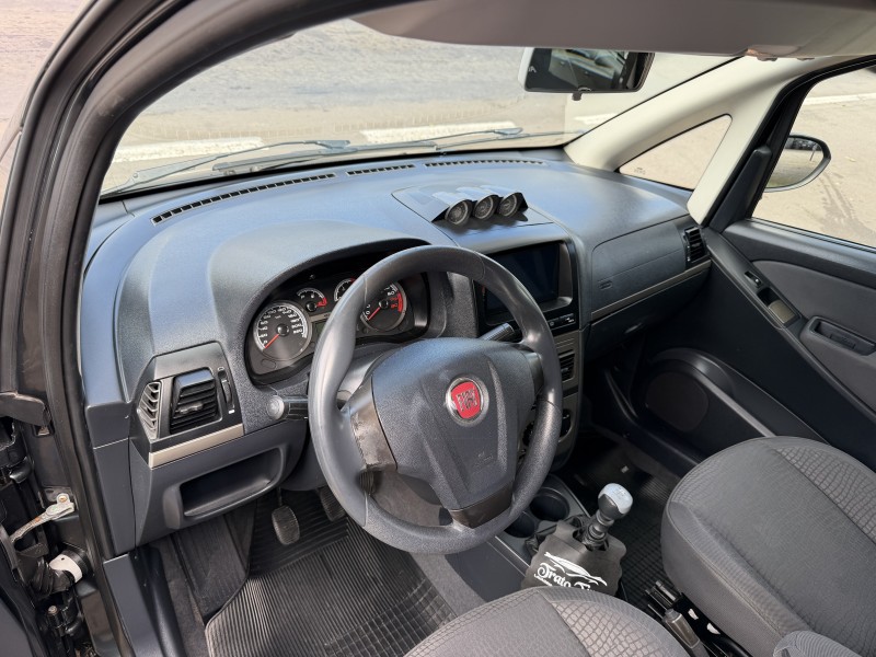 IDEA 1.8 MPI ADVENTURE 8V FLEX 4P MANUAL - 2011 - GARIBALDI