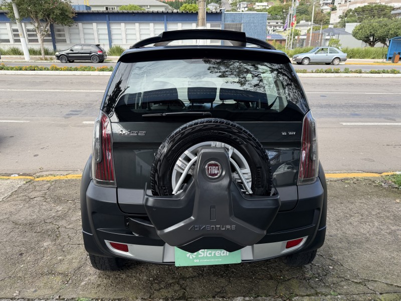 IDEA 1.8 MPI ADVENTURE 8V FLEX 4P MANUAL - 2011 - GARIBALDI