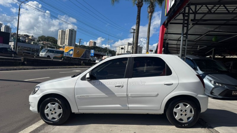 CELTA 1.0 MPFI LT 8V FLEX 4P MANUAL - 2014 - CAXIAS DO SUL