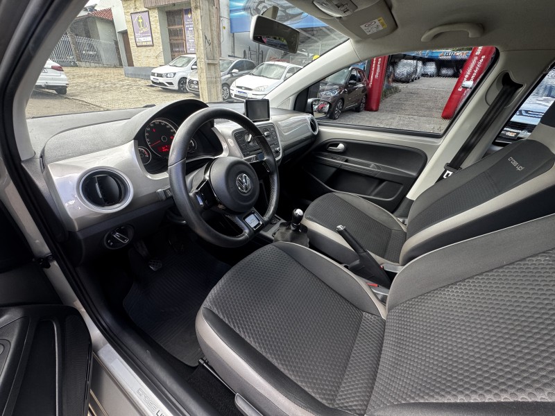 UP 1.0 CROSS T.FLEX 12V 4P MANUAL - 2015 - DOIS IRMãOS