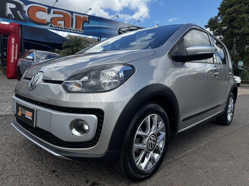 up 1.0 cross t.flex 12v 4p manual 2015 dois irmaos