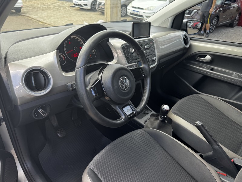 UP 1.0 CROSS T.FLEX 12V 4P MANUAL - 2015 - DOIS IRMãOS