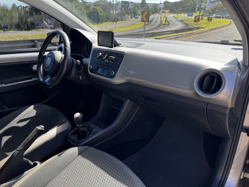 UP 1.0 CROSS T.FLEX 12V 4P MANUAL - 2015 - DOIS IRMãOS