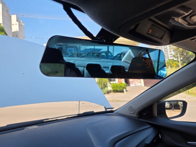 ONIX 1.0	LTZ PLUS 12V TURBO FLEX 4P AUTOMÁTICO - 2020 - CAXIAS DO SUL