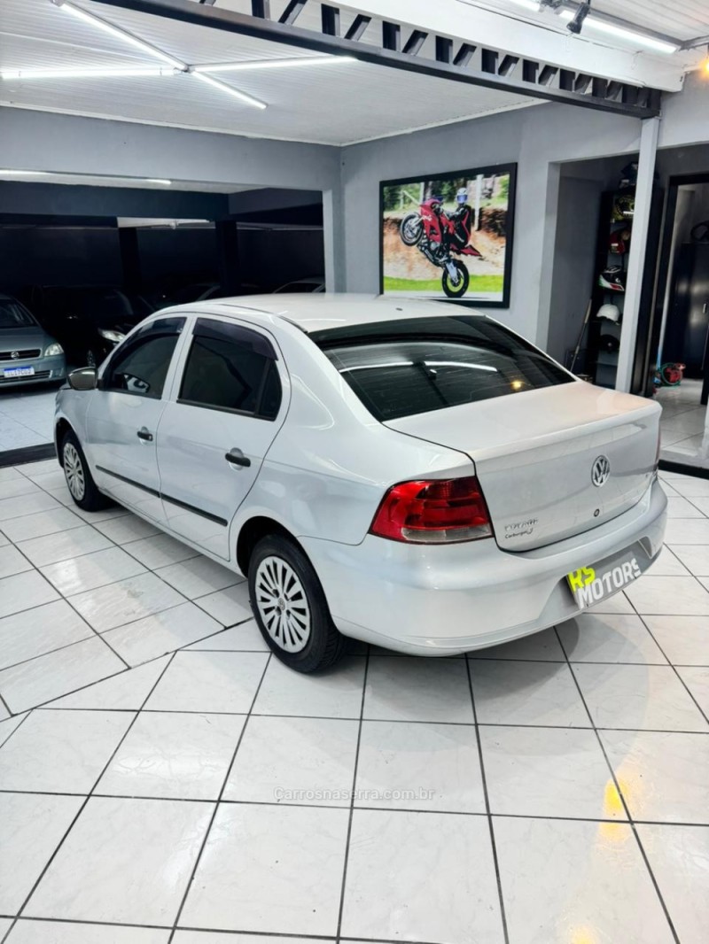 VOYAGE 1.6 MI 8V FLEX 4P MANUAL - 2009 - CAXIAS DO SUL