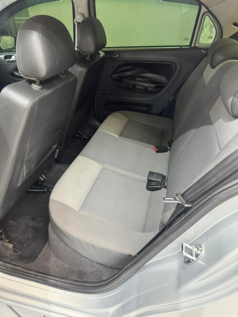 VOYAGE 1.6 MI 8V FLEX 4P MANUAL - 2009 - CAXIAS DO SUL