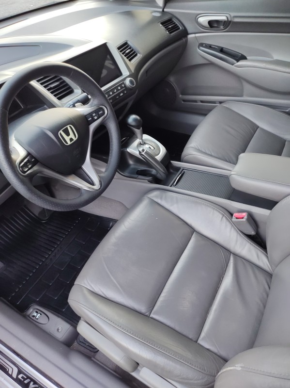 CIVIC 1.8 LXL 16V FLEX 4P AUTOMÁTICO - 2011 - VALE REAL