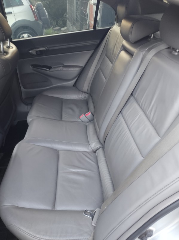 CIVIC 1.8 LXL 16V FLEX 4P AUTOMÁTICO - 2011 - VALE REAL