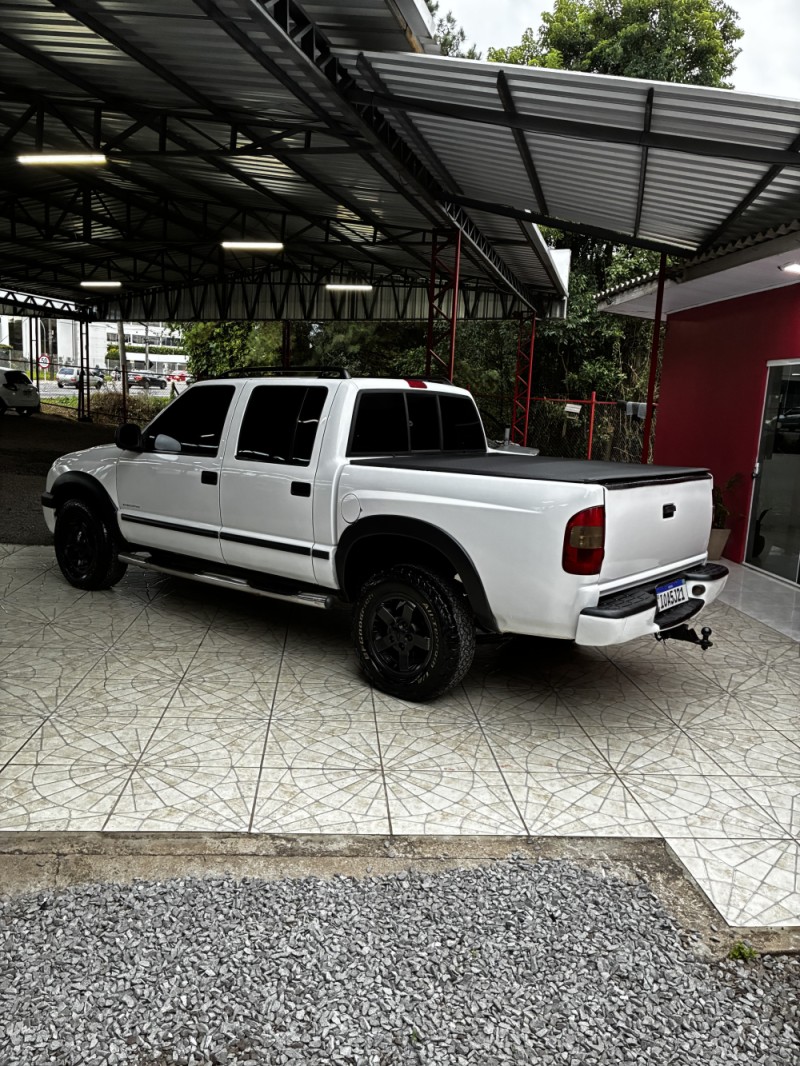 S10 2.8 LTZ 4X4 CD 16V TURBO DIESEL 4P MANUAL - 2006 - CAXIAS DO SUL