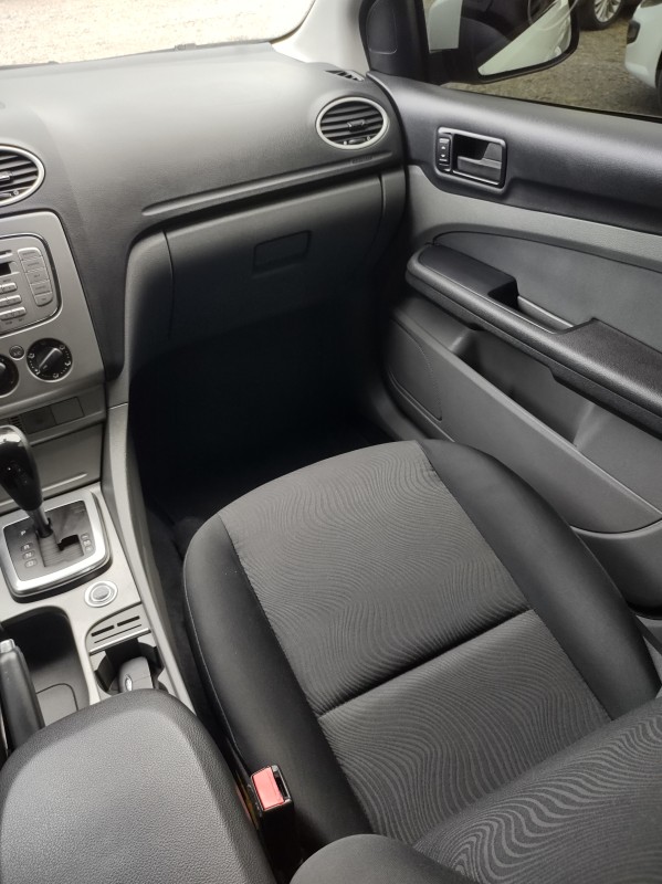 FOCUS 2.0 GLX 16V FLEX 4P AUTOMÁTICO - 2013 - VALE REAL