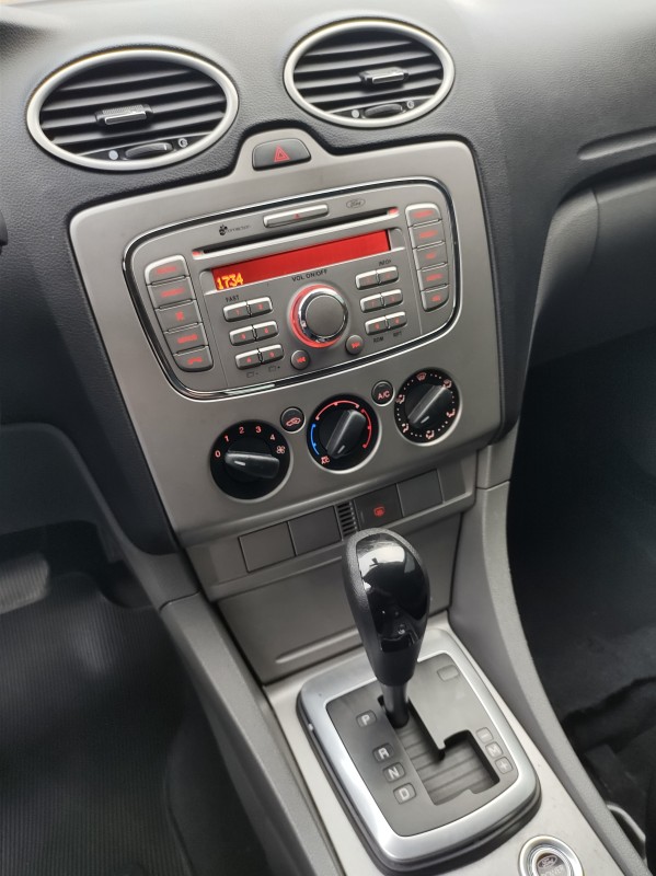 FOCUS 2.0 GLX 16V FLEX 4P AUTOMÁTICO - 2013 - VALE REAL