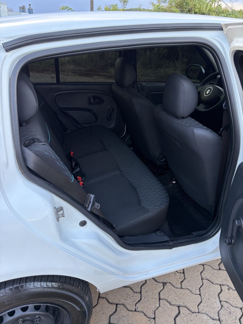 CLIO 1.0 EXPRESSION 16V FLEX 4P MANUAL - 2016 - SANANDUVA