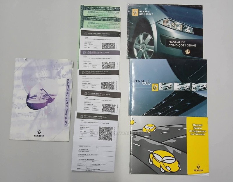 CLIO 1.6 PRIVILÉGE SEDAN 16V FLEX 4P MANUAL - 2008 - CAXIAS DO SUL