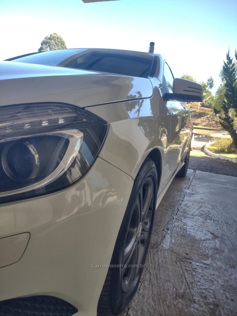 CLASSE A 1.6 200 TURBO URBAN GASOLINA 4P AUTOMATIZADO - 2015 - CAXIAS DO SUL