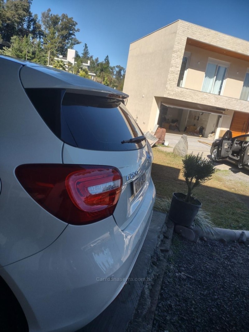CLASSE A 1.6 200 TURBO URBAN GASOLINA 4P AUTOMATIZADO - 2015 - CAXIAS DO SUL