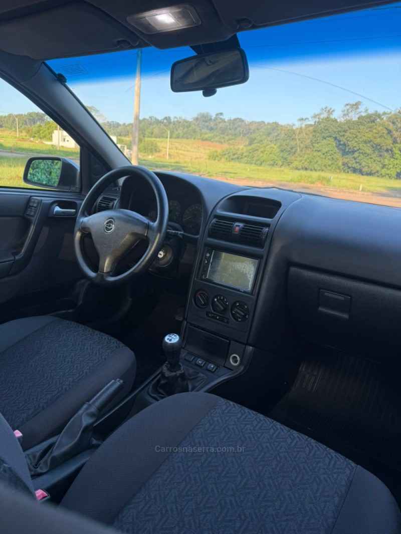 ASTRA 2.0 MPFI ADVANTAGE SEDAN 8V FLEX 4P MANUAL - 2009 - ARROIO DO MEIO