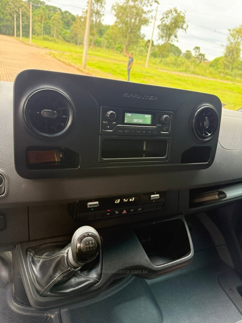 SPRINTER 2.0 FURGÃO 417 CDI EXTRA LONGO DIESEL 3P MANUAL - 2024 - ARROIO DO MEIO