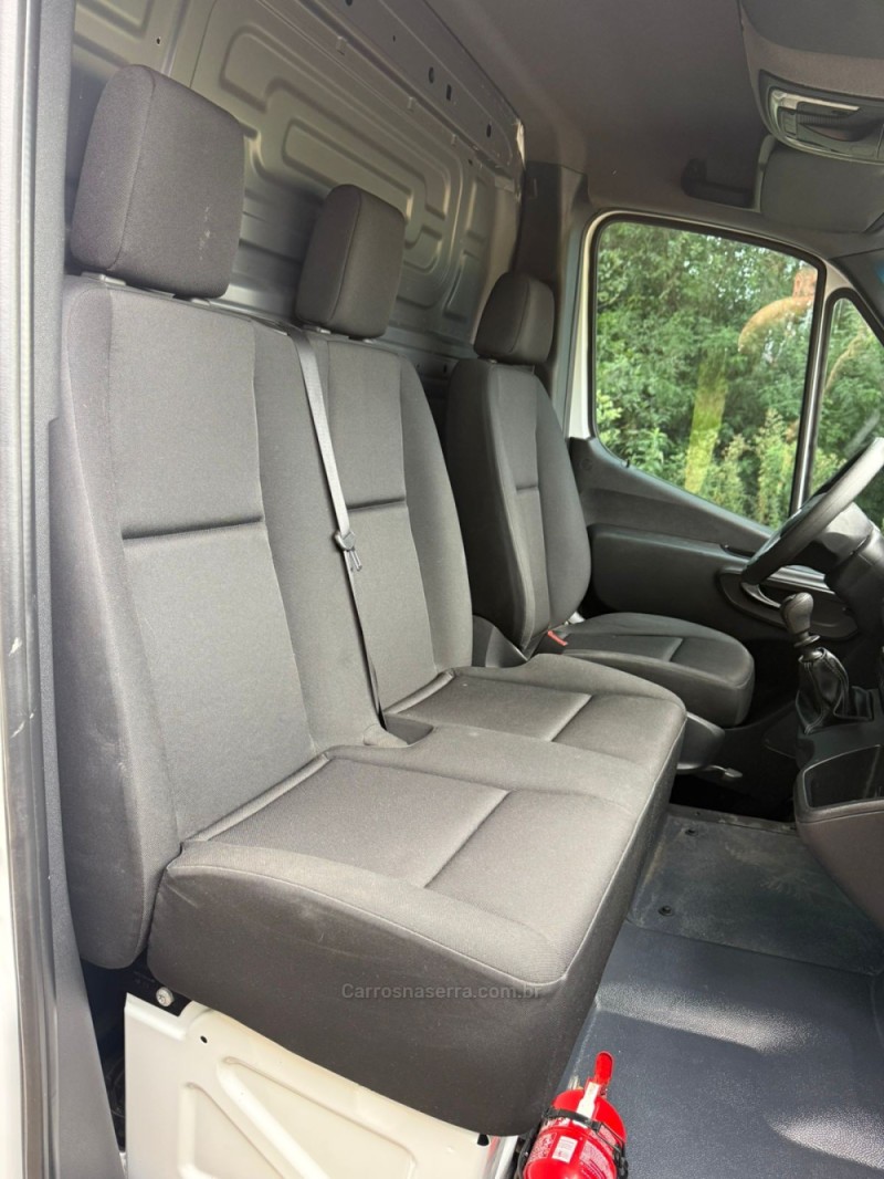 SPRINTER 2.0 FURGÃO 417 CDI EXTRA LONGO DIESEL 3P MANUAL - 2024 - ARROIO DO MEIO