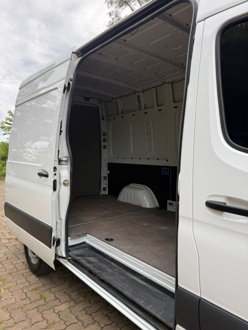 SPRINTER 2.0 FURGÃO 417 CDI EXTRA LONGO DIESEL 3P MANUAL - 2024 - ARROIO DO MEIO