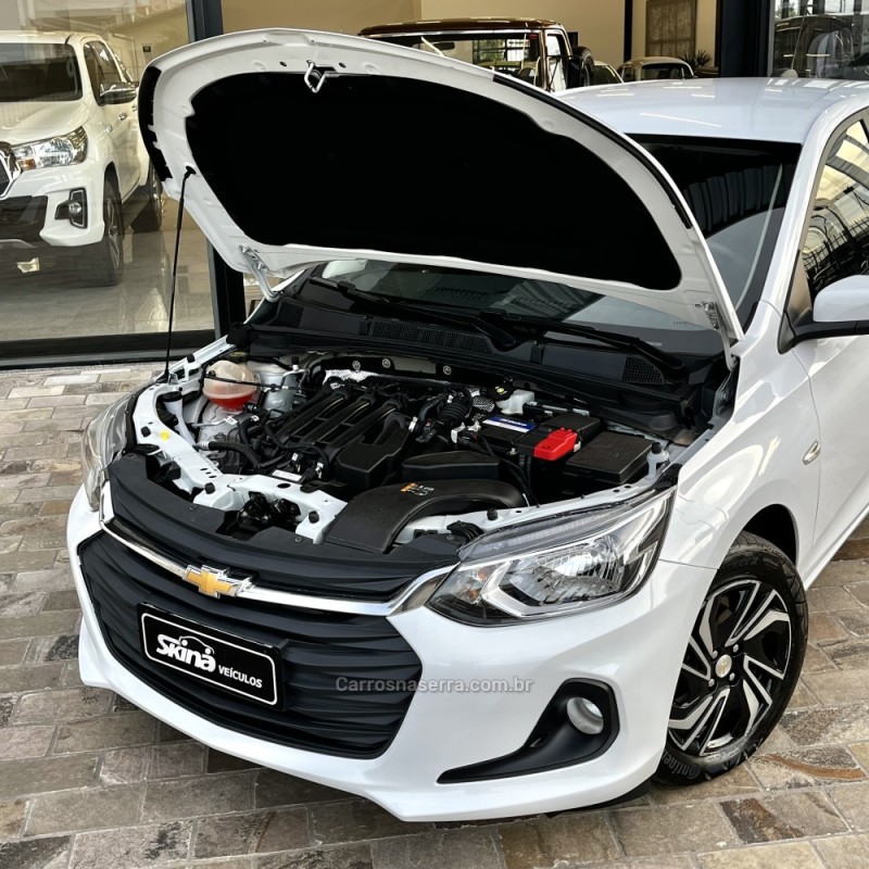 ONIX 1.0 LT 12V FLEX 4P MANUAL - 2025 - VACARIA