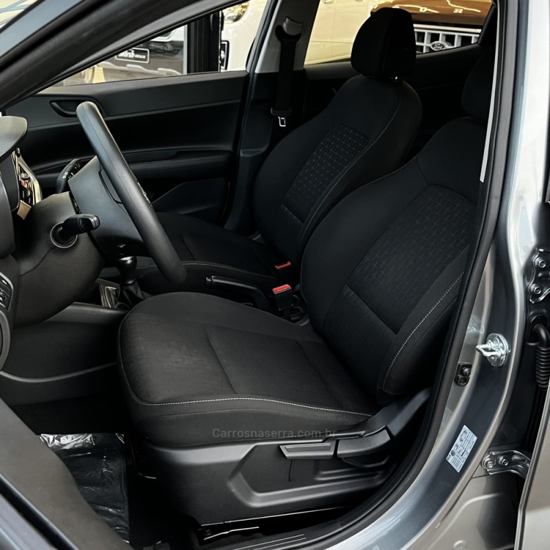 HB20 1.0 COMFORT PLUS 12V FLEX 4P MANUAL - 2025 - VACARIA