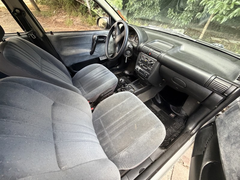 CORSA 1.6 MPFI GL 8V GASOLINA 4P MANUAL - 1999 - CAXIAS DO SUL