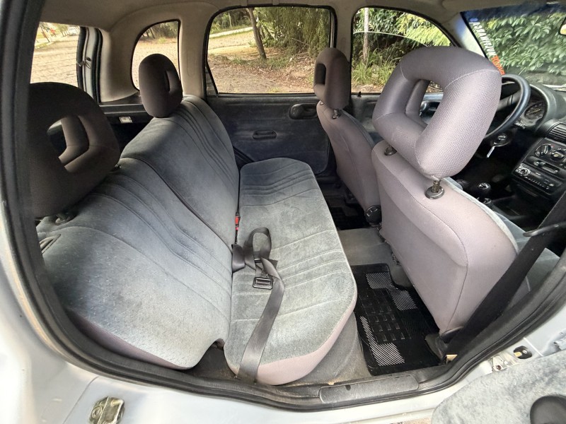 CORSA 1.6 MPFI GL 8V GASOLINA 4P MANUAL - 1999 - CAXIAS DO SUL