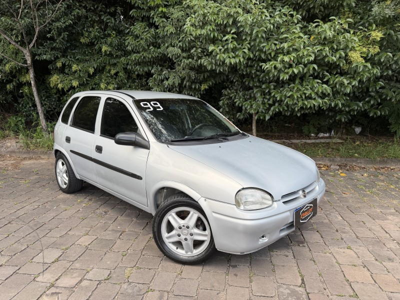 CORSA 1.6 MPFI GL 8V GASOLINA 4P MANUAL - 1999 - CAXIAS DO SUL