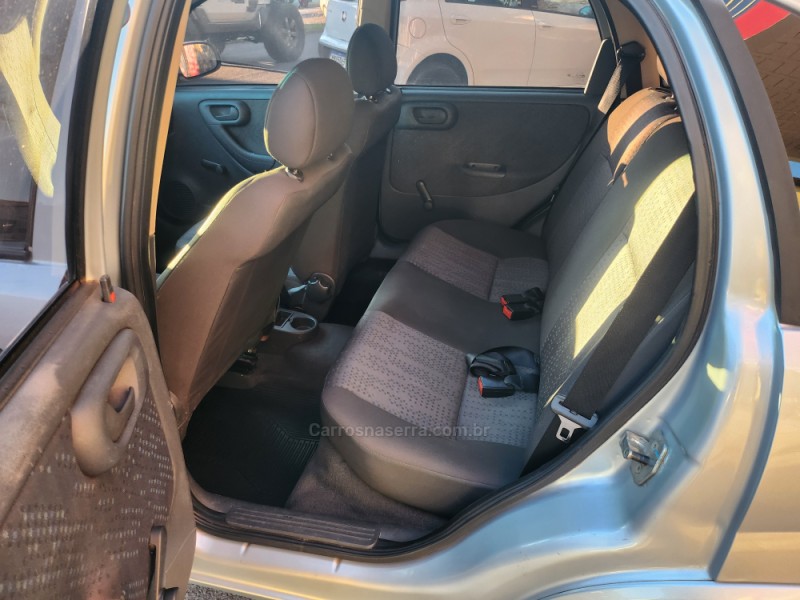 CORSA 1.4 MPFI MAXX 8V FLEX 4P MANUAL - 2011 - VERANóPOLIS