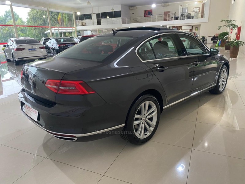 PASSAT 2.0 FSI HIGHLINE 16V TURBO GASOLINA 4P TIPTRONIC - 2019 - LAJEADO